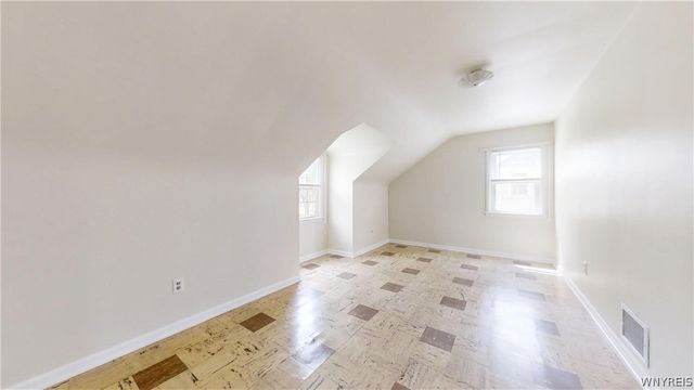 130 Kettering Drive, Tonawanda, NY 14223