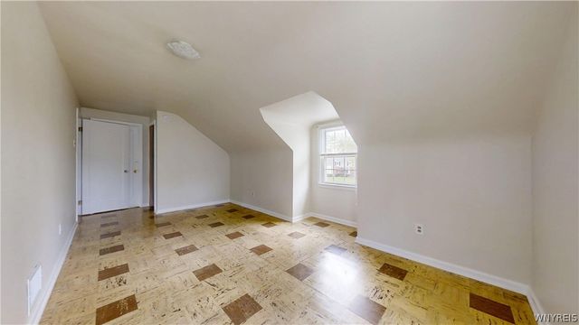 130 Kettering Drive, Tonawanda, NY 14223