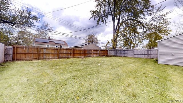 130 Kettering Drive, Tonawanda, NY 14223