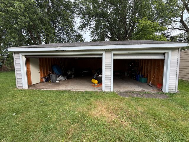2565 W 24TH Street, Erie, PA 16506