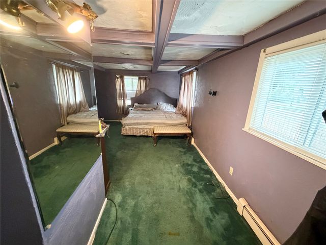 2565 W 24TH Street, Erie, PA 16506