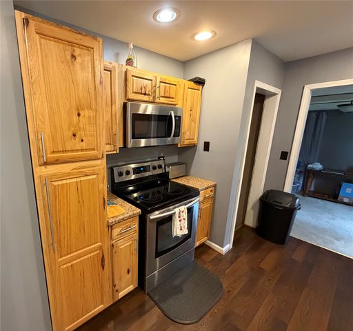 2565 W 24TH Street, Erie, PA 16506