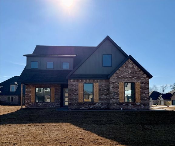 1501 Lookout Lane, Cave Springs, AR 72718