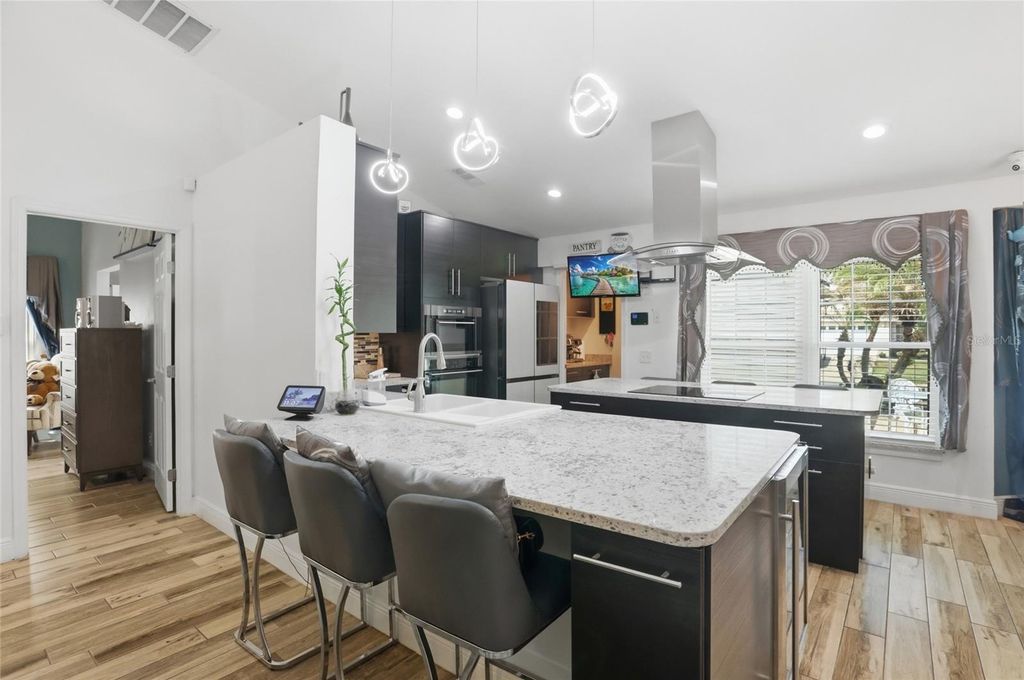 Image 19 of property listing at 3185 TIMUCUA CIRCLE, Orlando, FL 32837