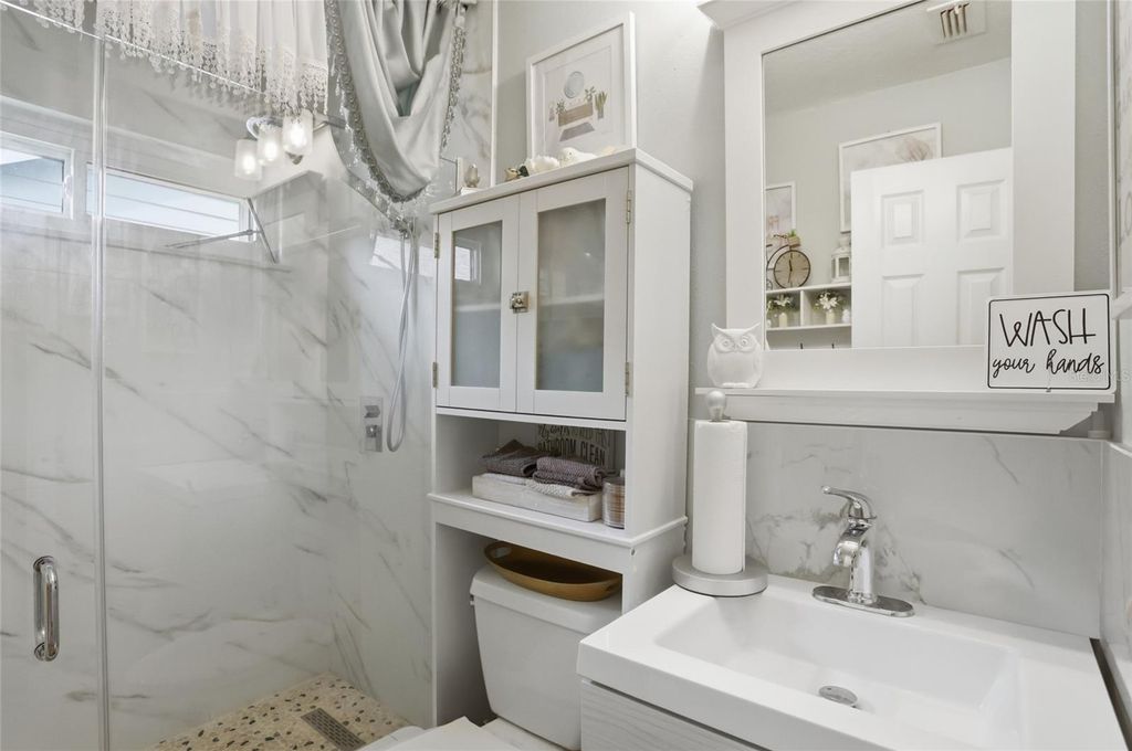 Image 38 of property listing at 3185 TIMUCUA CIRCLE, Orlando, FL 32837