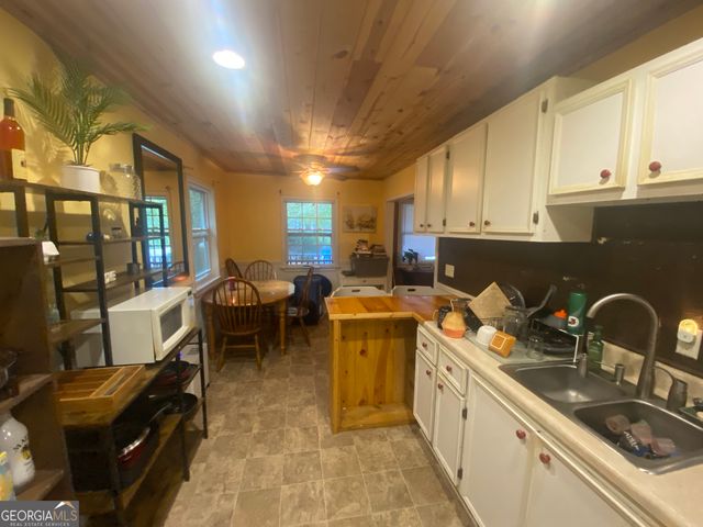 168 Canyon Pass, Cleveland, GA 30528