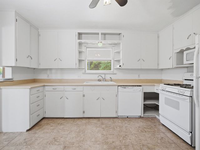 1535 N 19th Street, Grand Junction, CO 81501