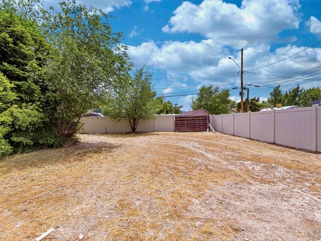 1535 N 19th Street, Grand Junction, CO 81501