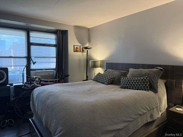 6125 98th Street 11C, Rego Park, NY 11374