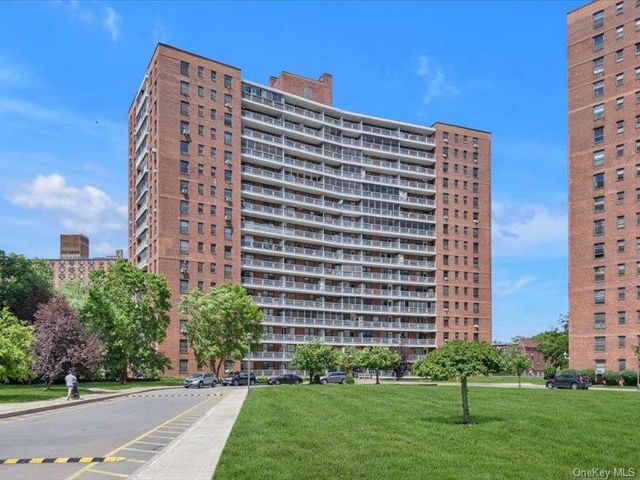 6125 98th Street 11C, Rego Park, NY 11374