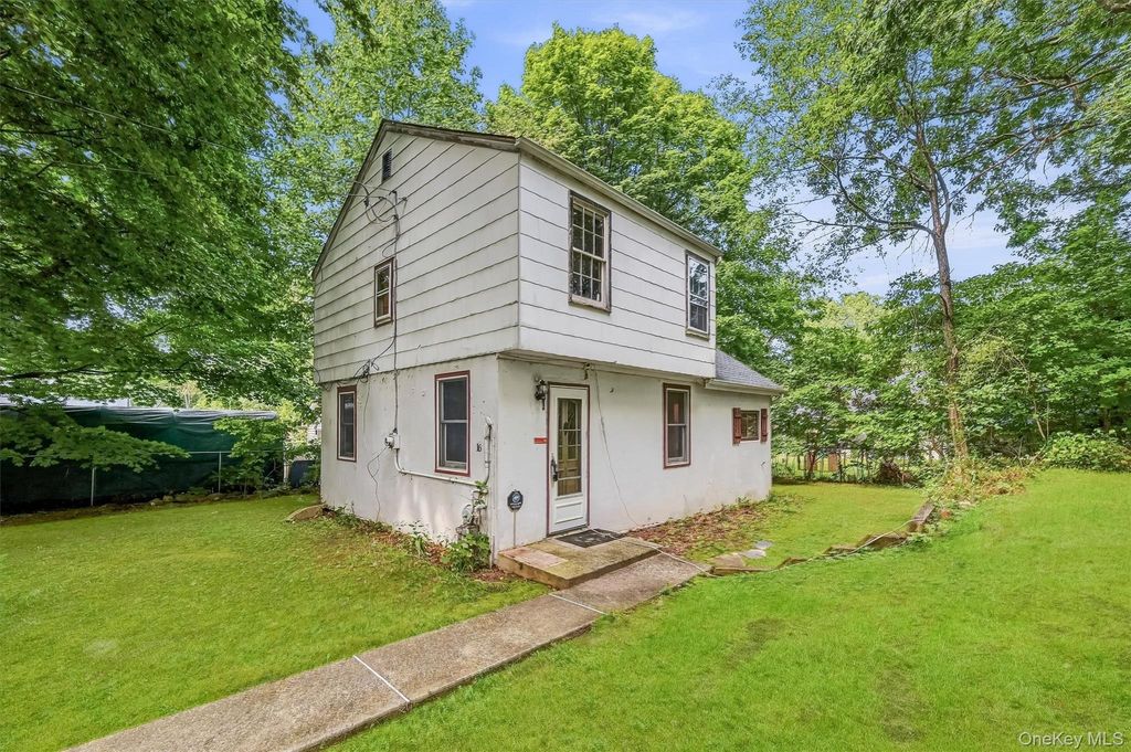 16 Cottage Avenue, Nanuet, NY 10954 — photo 2
