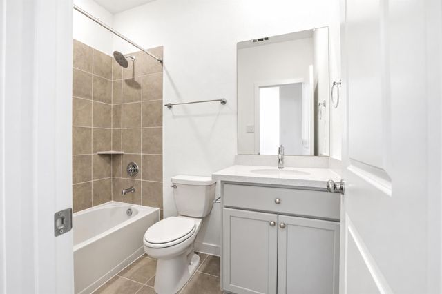 9651 Akashi Run Drive, Cypress, TX 77433