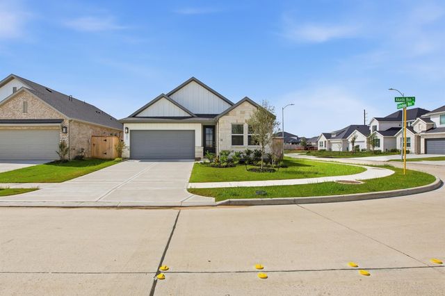 9651 Akashi Run Drive, Cypress, TX 77433