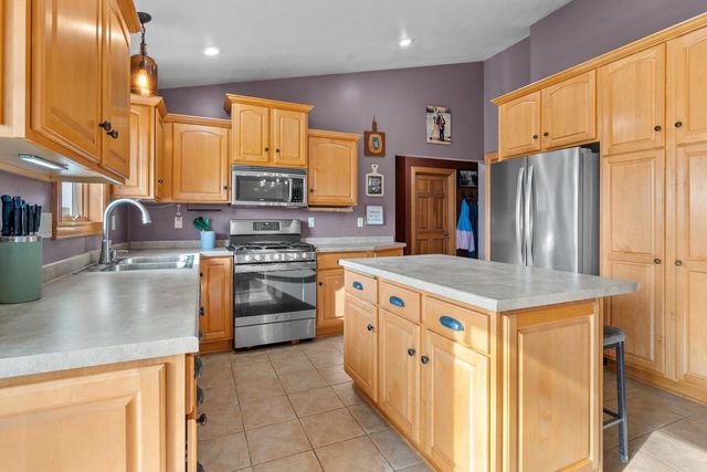 478 FALCON DRIVE, Pulaski, WI 54162