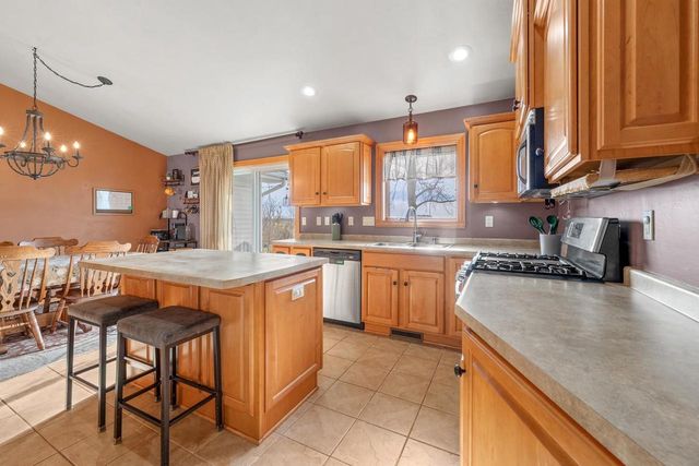 478 FALCON DRIVE, Pulaski, WI 54162