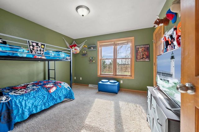 478 FALCON DRIVE, Pulaski, WI 54162