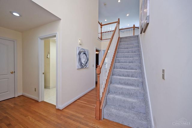 8552 Deerway Drive, Sycamore Twp, OH 45236