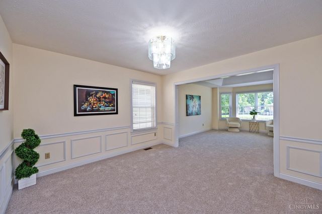 8552 Deerway Drive, Sycamore Twp, OH 45236