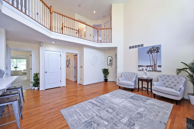 8552 Deerway Drive, Sycamore Twp, OH 45236