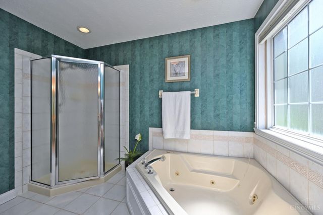 8552 Deerway Drive, Sycamore Twp, OH 45236