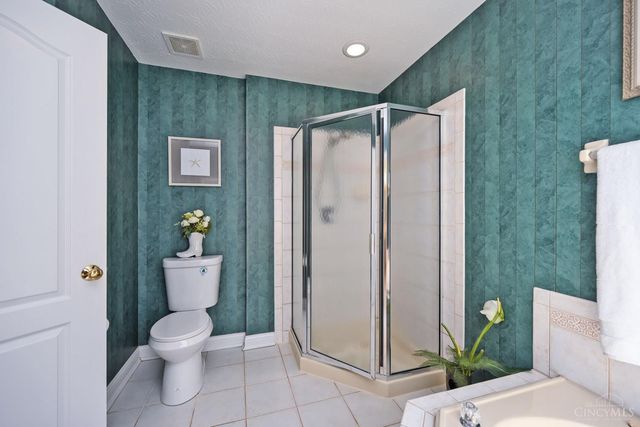 8552 Deerway Drive, Sycamore Twp, OH 45236