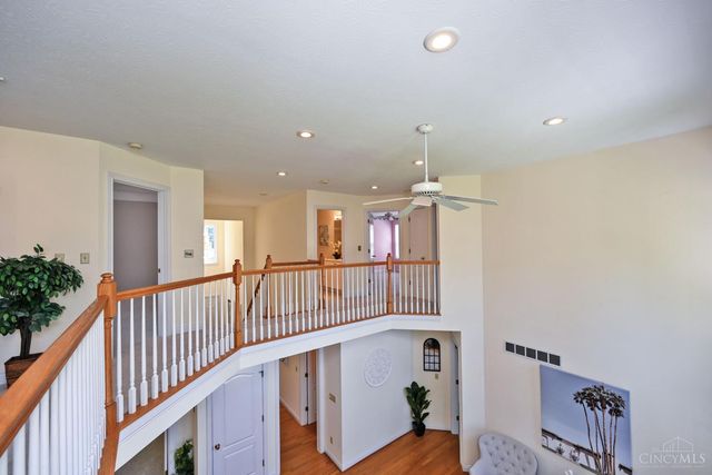 8552 Deerway Drive, Sycamore Twp, OH 45236