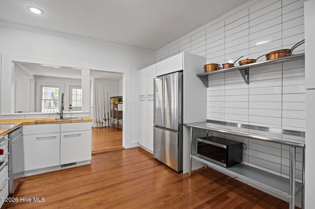 614 N Atlantic Avenue, Southport, NC 28461