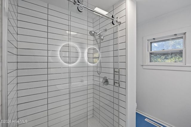 614 N Atlantic Avenue, Southport, NC 28461