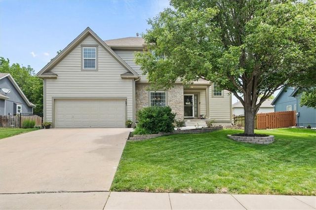 721 S Sycamore Street, Gardner, KS 66030