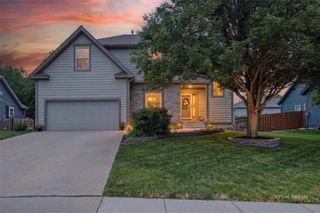 721 S Sycamore Street, Gardner, KS 66030
