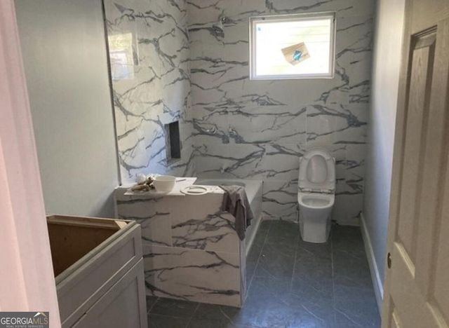 758 Charlotte Place NW, Atlanta, GA 30318