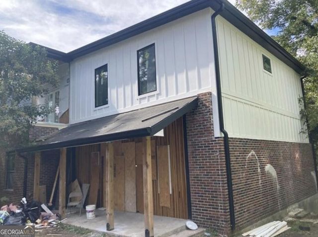 758 Charlotte Place NW, Atlanta, GA 30318