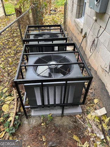 758 Charlotte Place NW, Atlanta, GA 30318