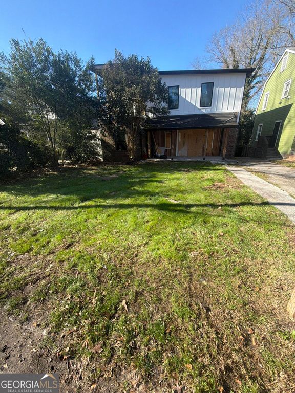 758 Charlotte Place NW, Atlanta, GA 30318