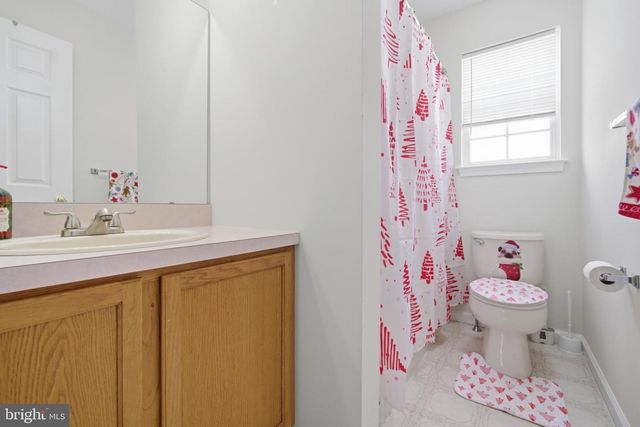 5089 MCLEAN STATION RD, Green Lane, PA 18054