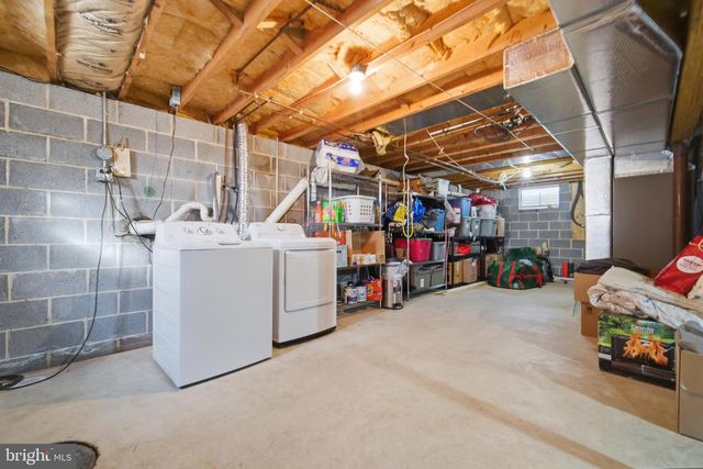 5089 MCLEAN STATION RD, Green Lane, PA 18054