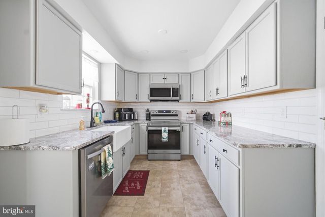 5089 MCLEAN STATION RD, Green Lane, PA 18054