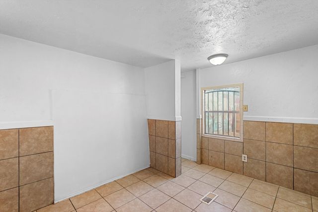 5411 4th Street NW, Albuquerque, NM 87107
