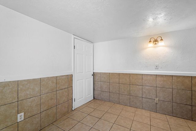 5411 4th Street NW, Albuquerque, NM 87107