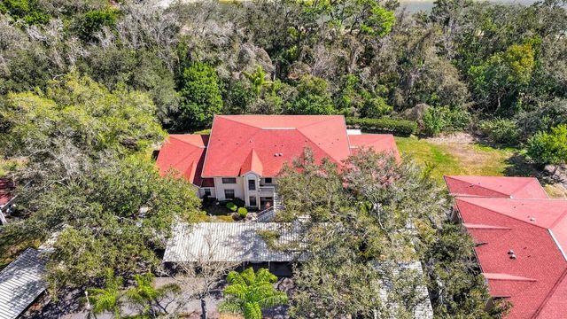 324 KNOTTWOOD COURT, Sun City Center, FL 33573