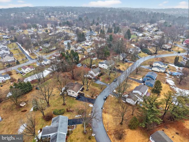 1411 HUNTERS LN, West Chester, PA 19380