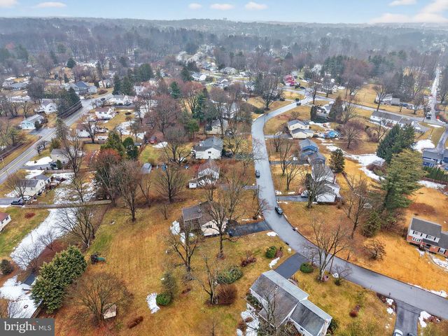 1411 HUNTERS LN, West Chester, PA 19380