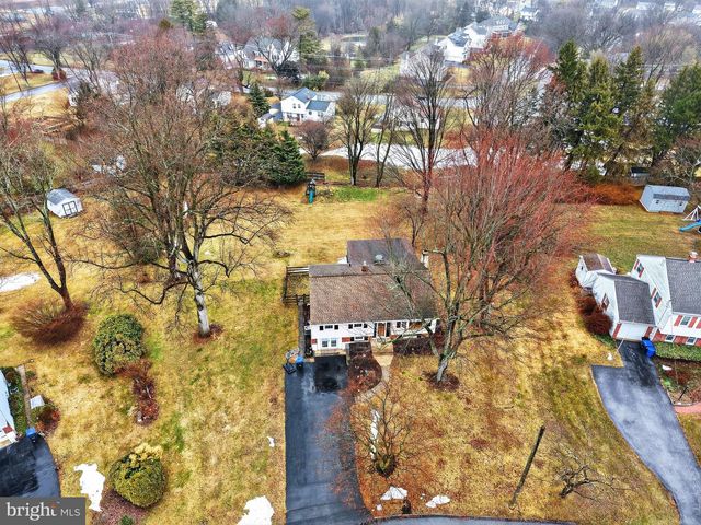 1411 HUNTERS LN, West Chester, PA 19380