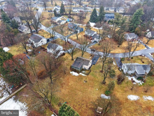 1411 HUNTERS LN, West Chester, PA 19380