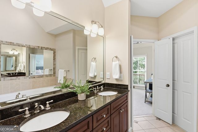 810 Highland Green Way NE, Atlanta, GA 30306