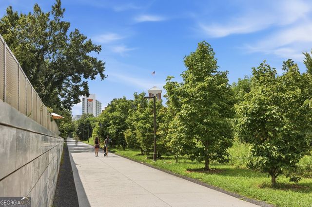 810 Highland Green Way NE, Atlanta, GA 30306