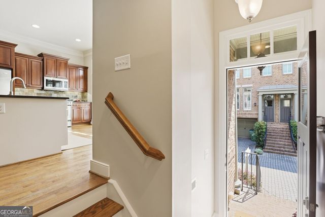 810 Highland Green Way NE, Atlanta, GA 30306