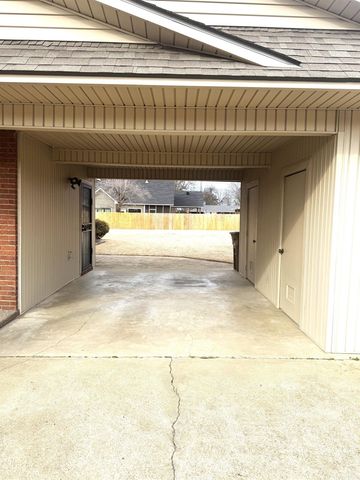 1106 Marion Drive, Wynne, AR 72396