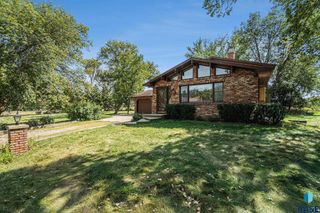 740 S Washington Ave Avenue, Madison, SD 57042