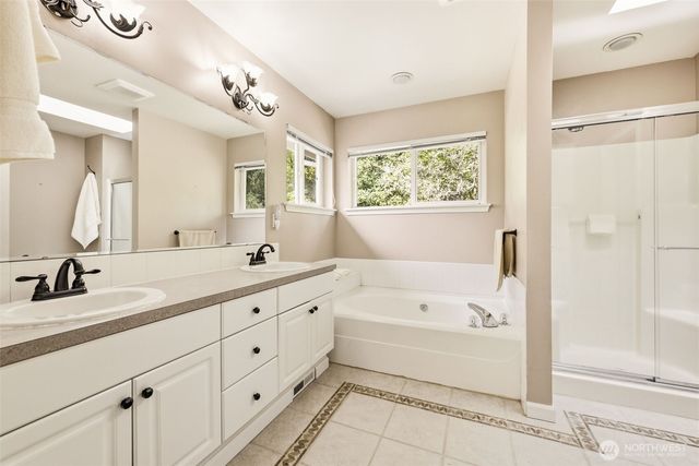 5814 61st Avenue W, University Place, WA 98467